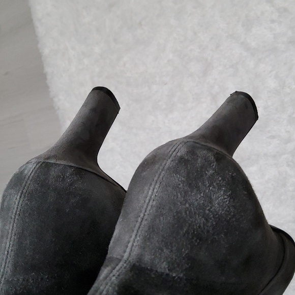 Stuart Weitzmann Gray Suede Boots - Picture 4 of 5